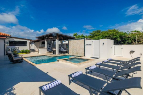 NEW Tropical Indulgence Sotto del Sol 7BR by Bocobay
